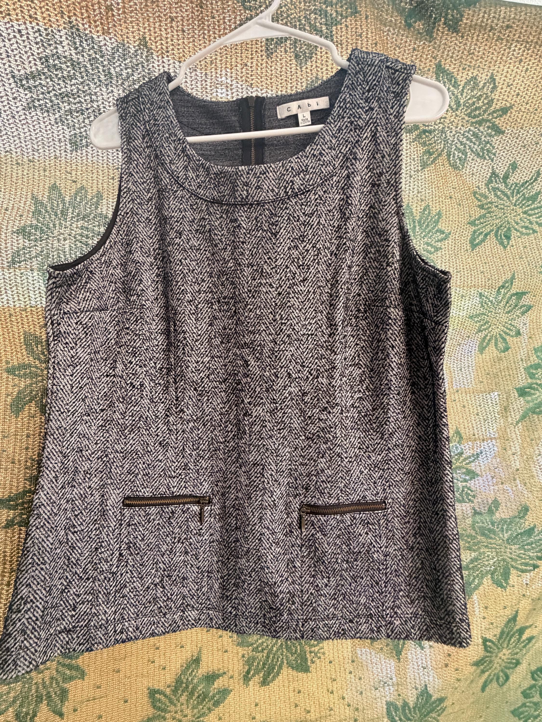 CAbi Herringbone Sleeveless Tunic Top Gray Black Zipper Pocket Size Large